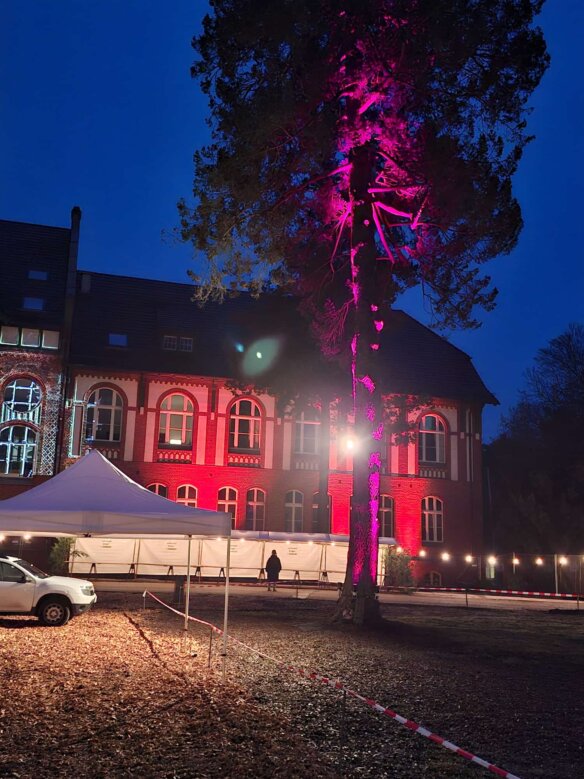 Weihnachtsmarktvorbereitungen Beelitz-Heilstätten - www.dieheilstaette.de Bild 2